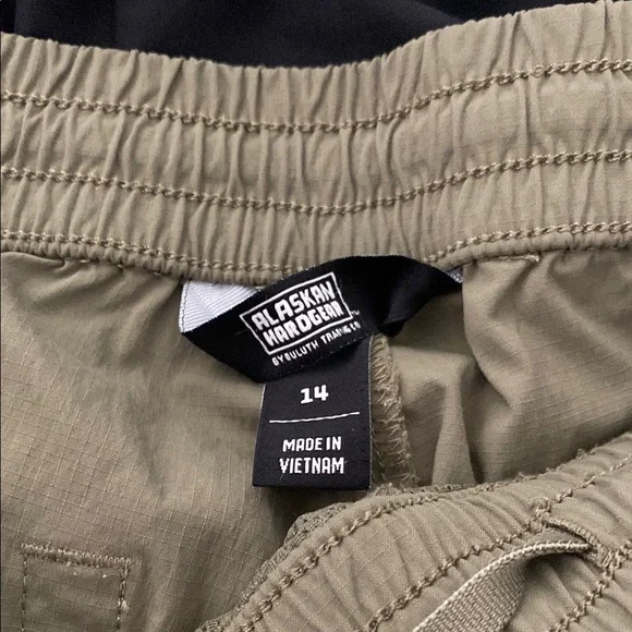 Alaskan Hardgear Lightweight Shorts - Picture 2 of 5